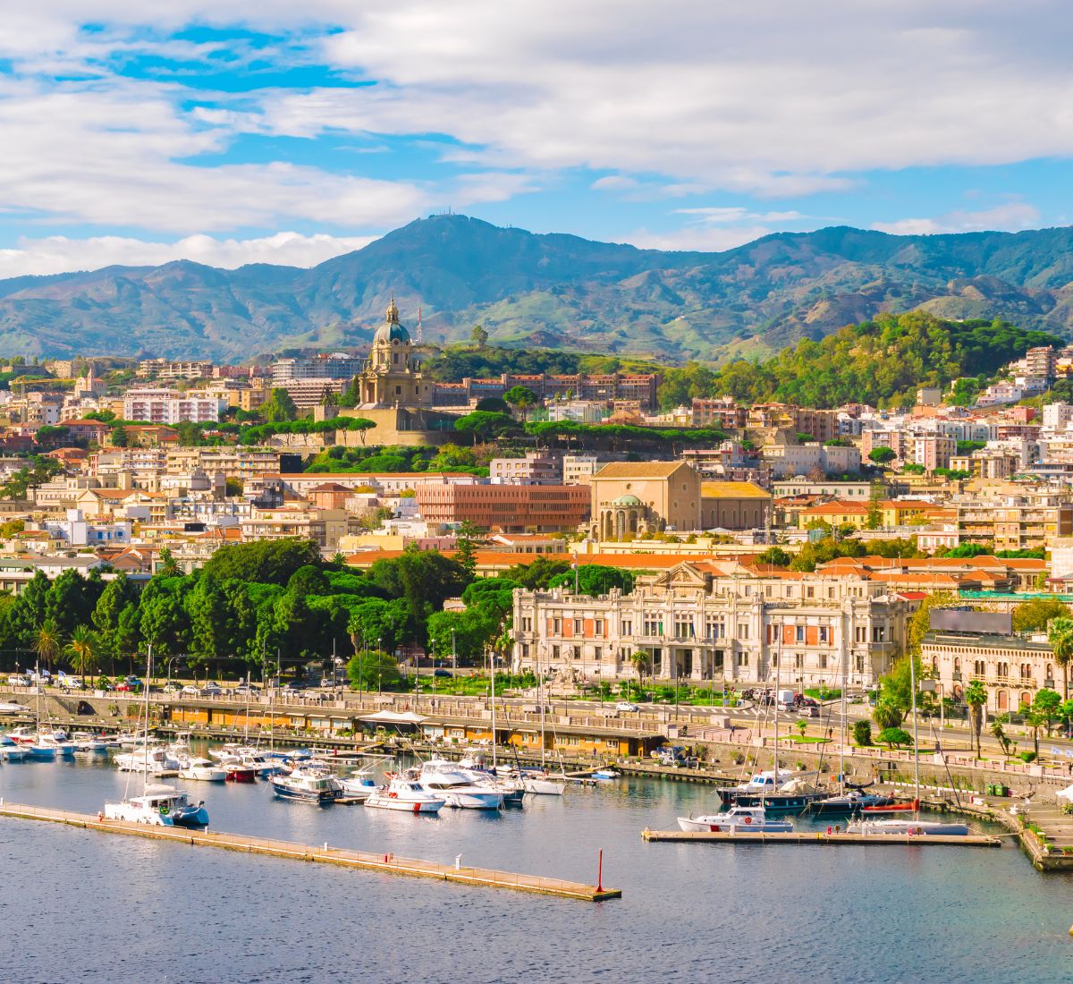 caronte e tourist villa messina orari